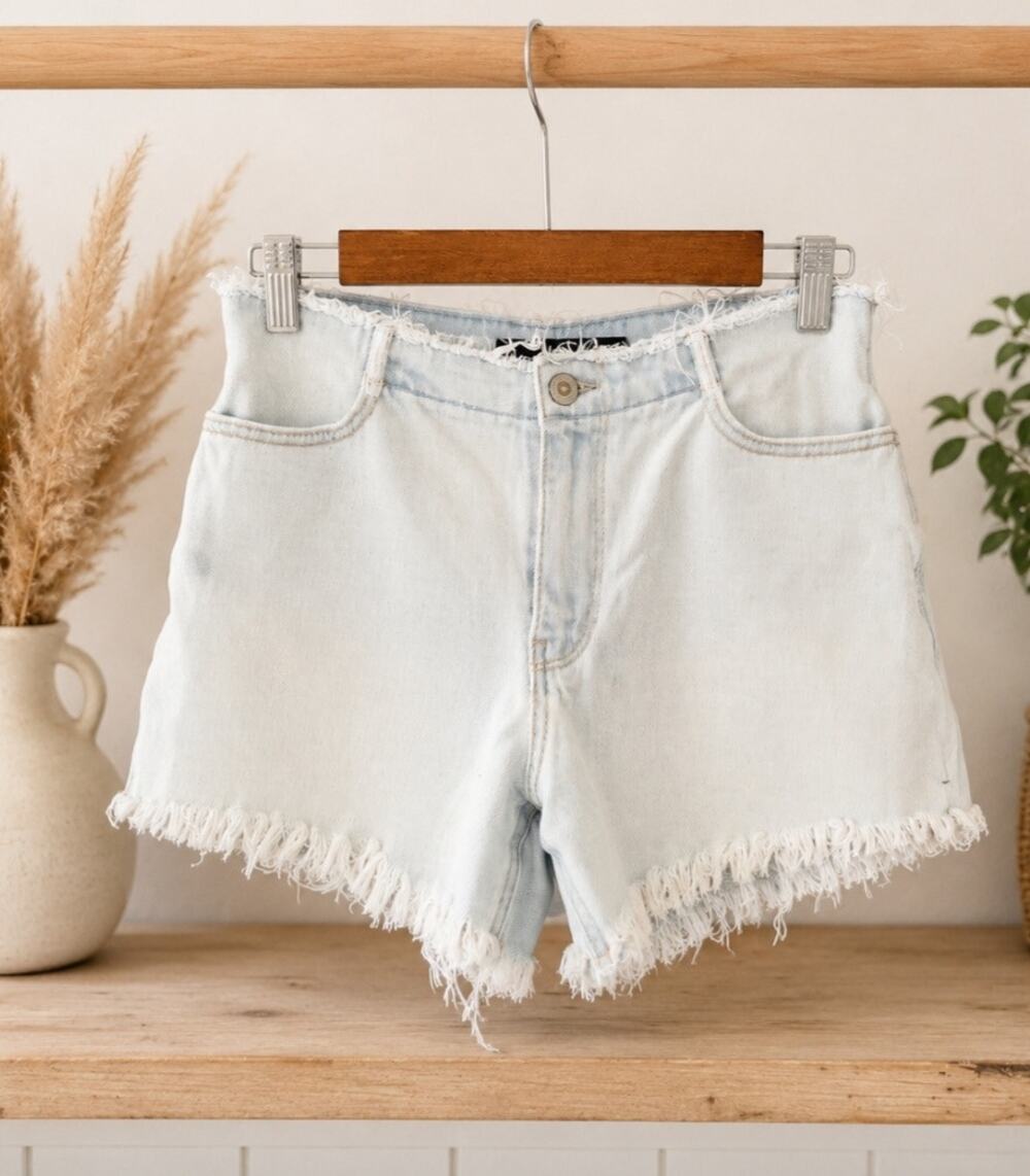 Hollister Light Blue Denim High Rise Vintage Short Size 26